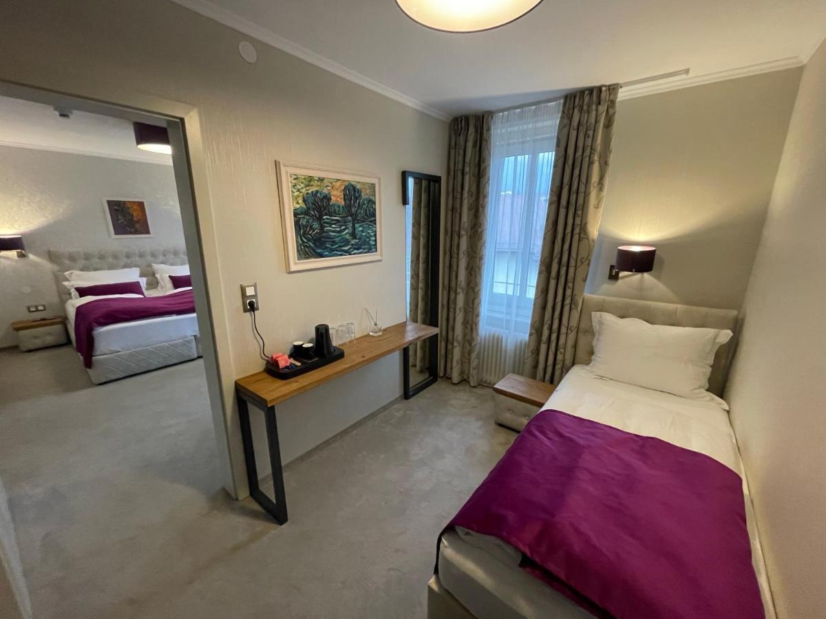 Hotel Radetzky Sankt Gilgen Bagian luar foto
